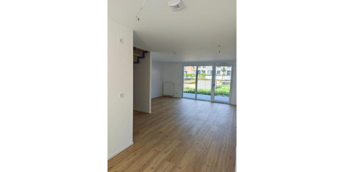 Reihenhaus Stein - 4 Zimmer, 120 m&sup2;, 1.990&euro; | Angebot:27611549