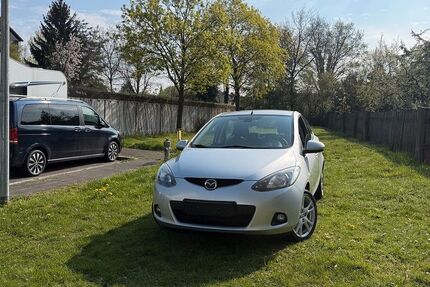 Mazda 2 133.000 km 2.989 &euro; Nürnberg 90431
