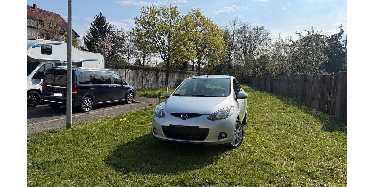 Mazda 2 133.000 km 2.989 &euro; Nürnberg 90431