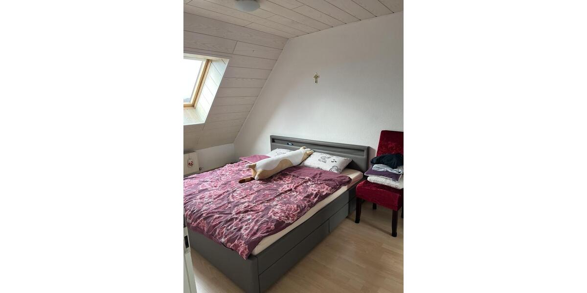 Dachgeschoßwohnung Feucht - 2 Zimmer, 53 m&sup2;, 680&euro; | Angebot:25932416