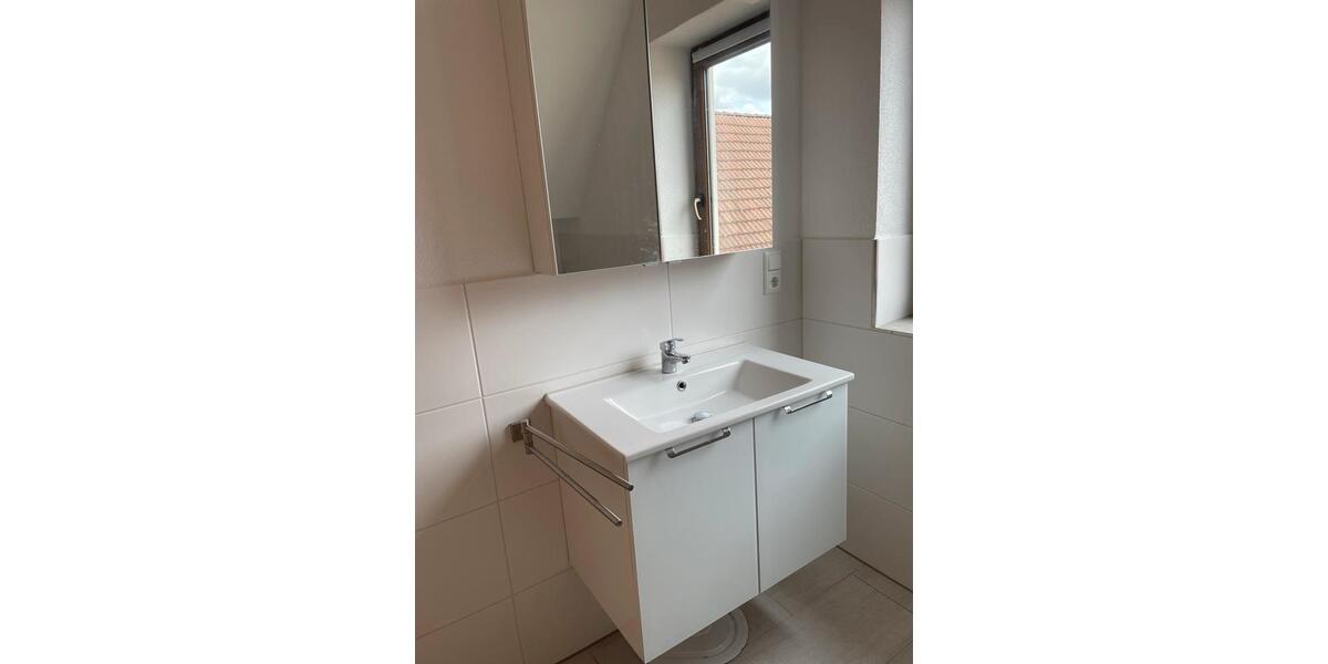 Dachgeschoßwohnung Lonnerstadt - 1 Zimmer, 40 m&sup2;, 630&euro; | Angebot:25824624