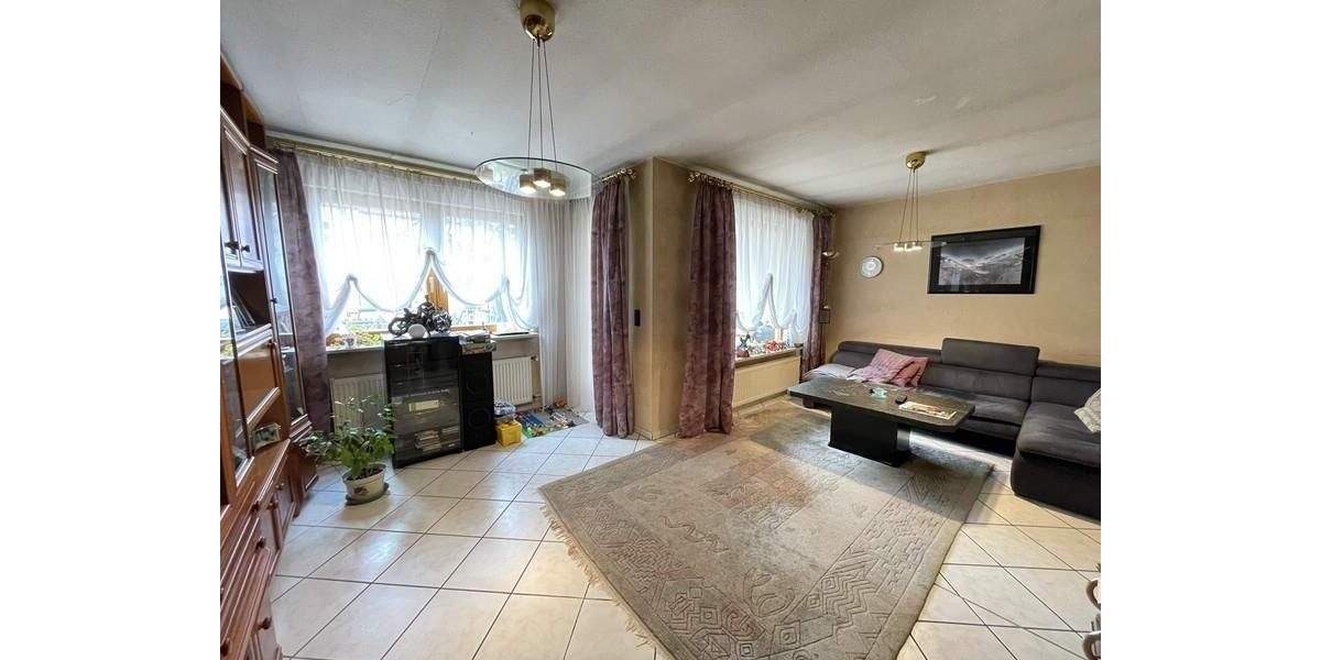 Mehrfamilienhaus, Wohnhaus Fürth Oberfürberg - 5 Zimmer, 107 m&sup2;, 334.000&euro; | Angebot:25743110