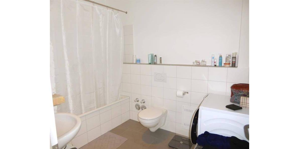 Etagenwohnung Fürth Innenstadt - 2 Zimmer, 81 m&sup2;, 950&euro; | Angebot:26805439