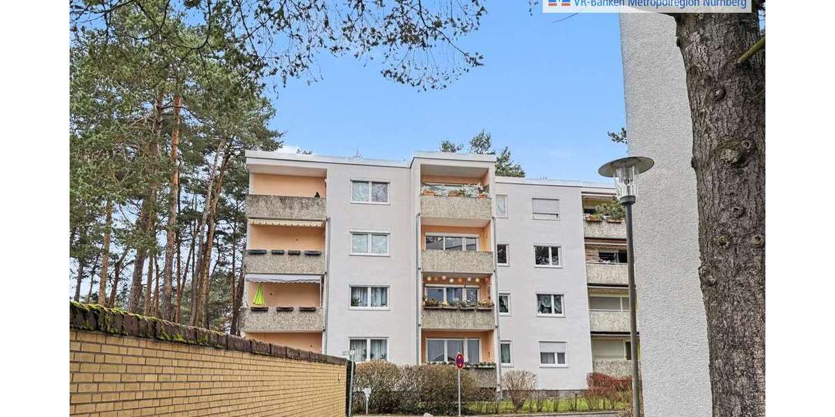 Etagenwohnung Röthenbach an der Pegnitz - 3.5 Zimmer, 79 m&sup2;, 199.000&euro; | Angebot:25864059