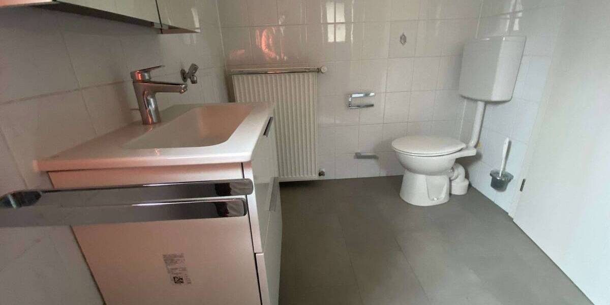Mehrfamilienhaus, Wohnhaus Forchheim - 6 Zimmer, 200 m&sup2;, 410.000&euro; | Angebot:26527955