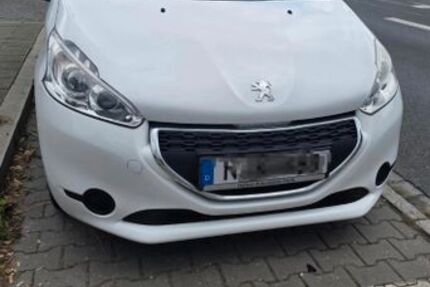 Peugeot 208 128.205 km 6.600 &euro; Nürnberg 90443