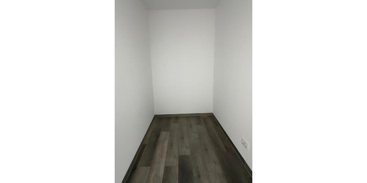 2 Zi. Wohnung (Nr. 8) im OG mit Balkon - Etagenwohnung Adelsdorf OT | Angebot:26831488