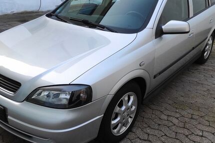 Opel Astra 96.995 km 4.950 &euro; Zirndorf 90513