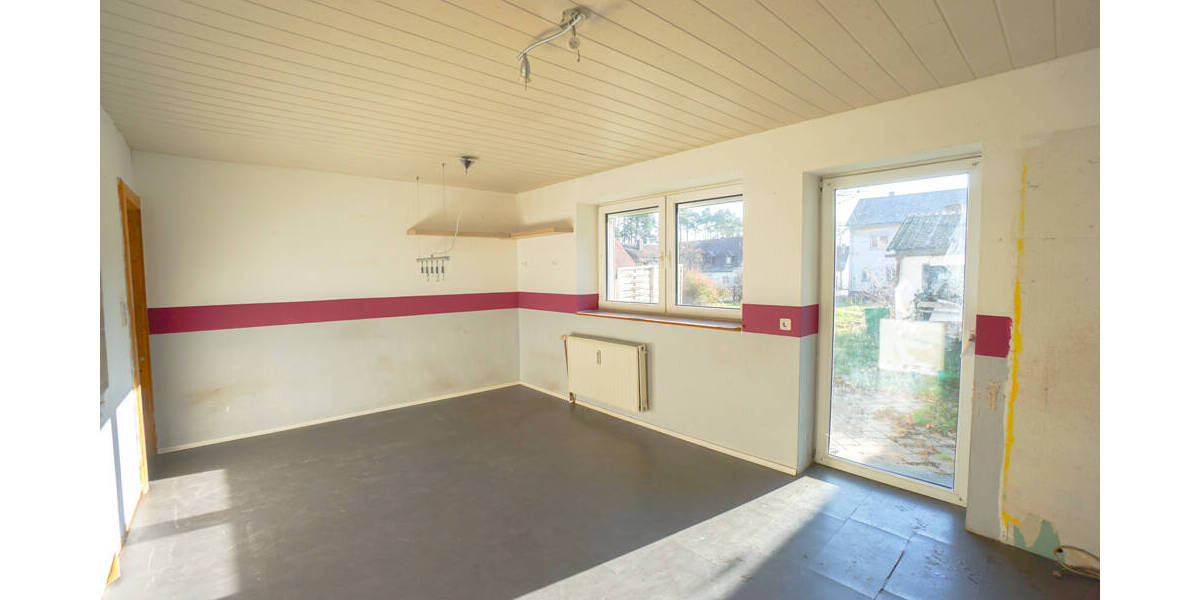 Bauernhaus, Landhaus Abenberg Wassermungenau - 7 Zimmer, 152 m&sup2;, 320.000&euro; | Angebot:25985107