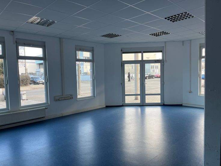 Gewerbeobjekt Nürnberg Gibitzenhof - 3 Zimmer, 152 m&sup2;, 1.520&euro; | Angebot:25678607