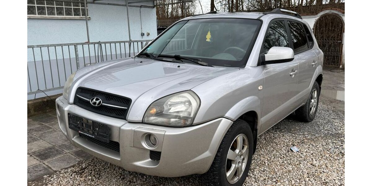 Hyundai TUCSON 250.000 km 1.990 &euro; Oberasbach 90522