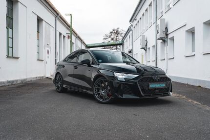 Audi RS3 13.000 km 68.000 &euro; Nürnberg 90411
