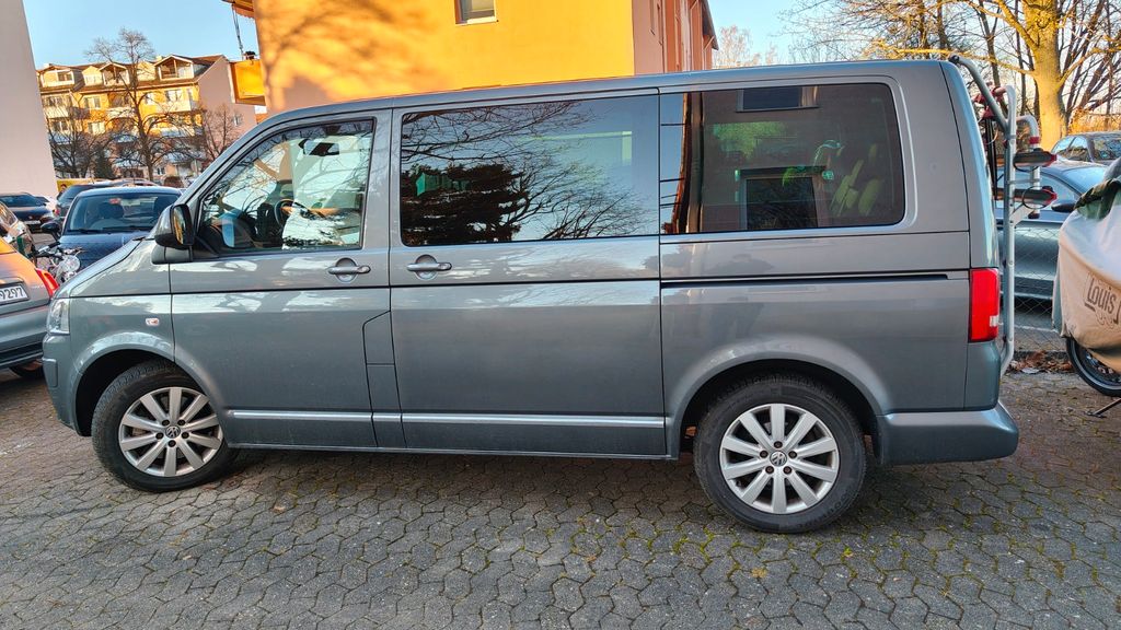 VW T5 Multivan 168.000 km 16.000 &euro; Oberasbach 90522