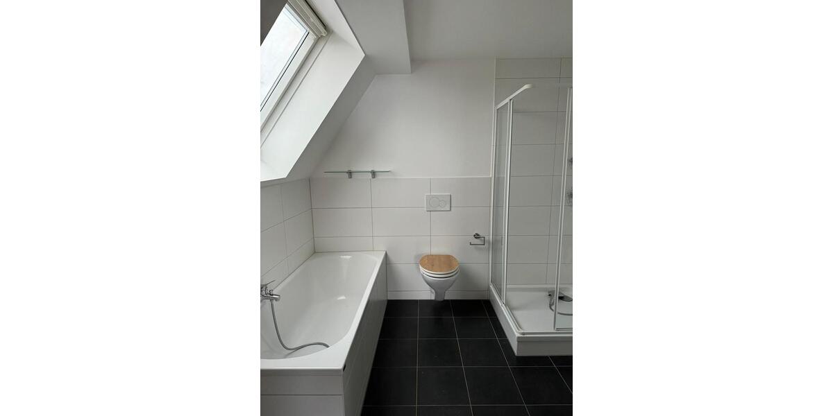 Dachgeschoßwohnung Roth - 2 Zimmer, 65 m&sup2;, 625&euro; | Angebot:24763475