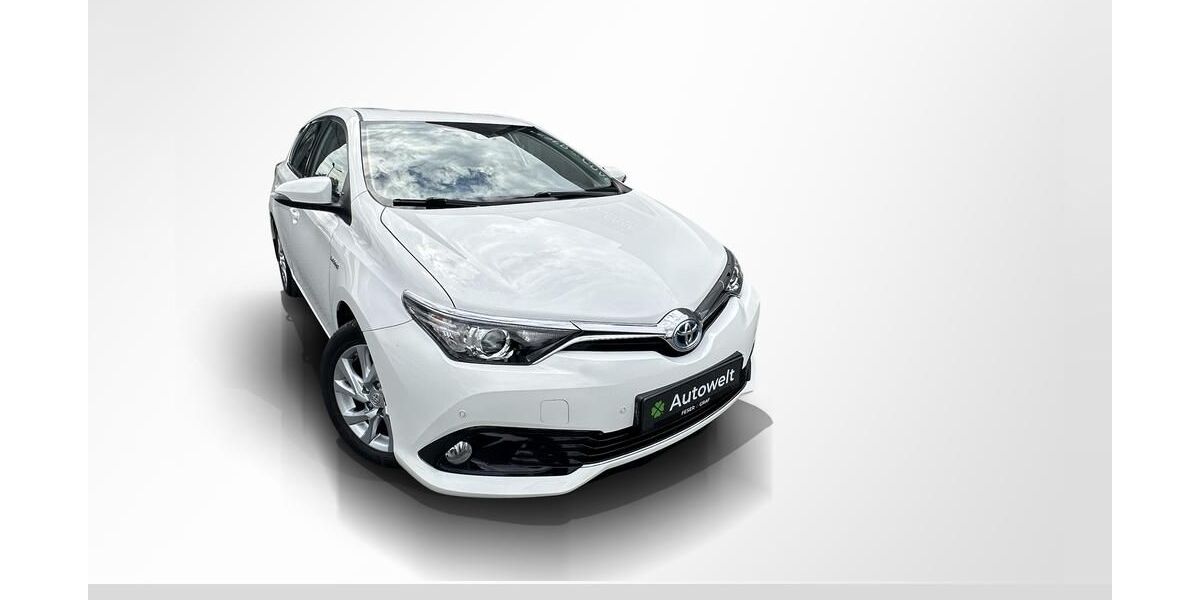 Toyota Auris 82.450 km 14.490 &euro; Roth 91154