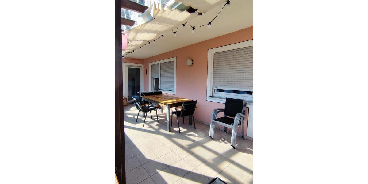 Erdgeschoßwohnung Neuendettelsau - 4 Zimmer, 103 m&sup2;, 1.100&euro; | Angebot:25965302