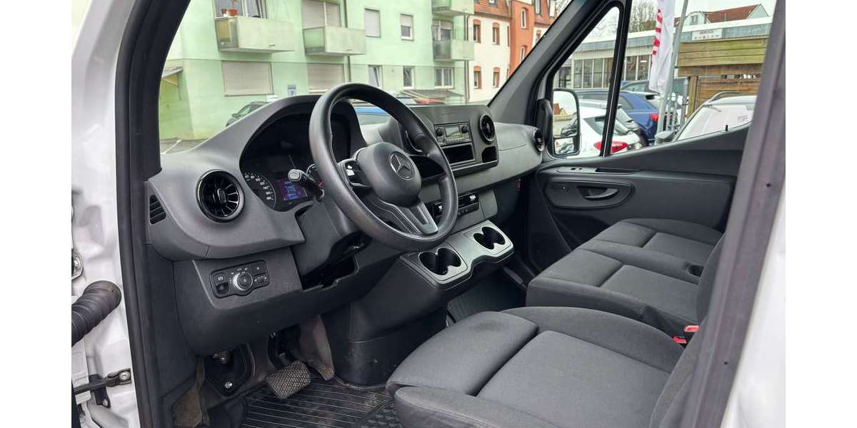 Mercedes-Benz Sprinter 52.000 km 17.900 &euro; Nürnberg 90451
