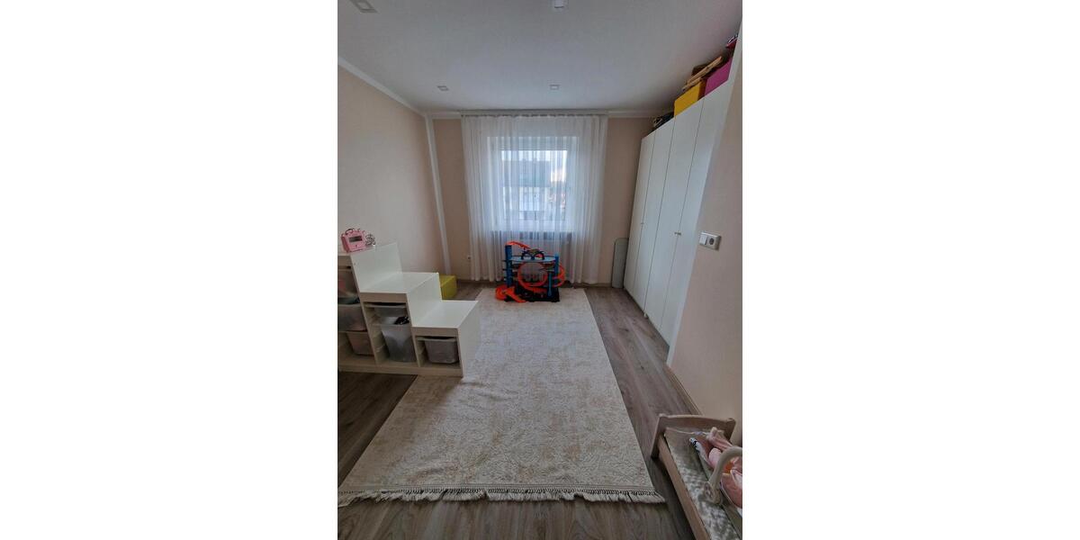 Reihenhaus Schwaig Bei Nürnberg - 5 Zimmer, 140 m&sup2;, 489.000&euro; | Angebot:25968496