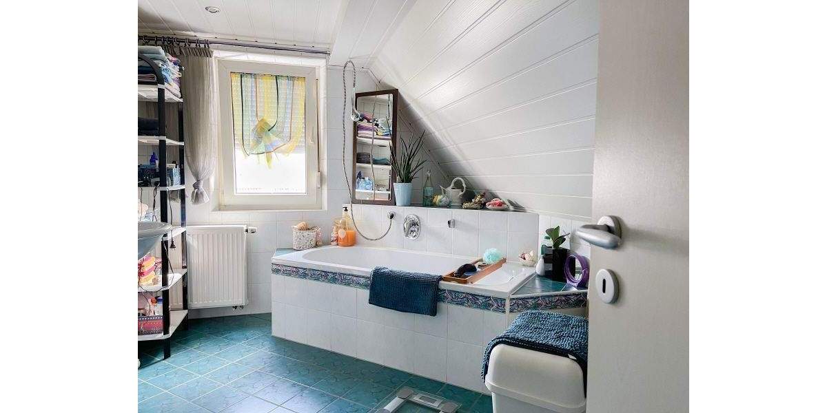 Mehrfamilienhaus, Wohnhaus Dietenhofen - 8 Zimmer, 242 m&sup2;, 480.000&euro; | Angebot:25697642