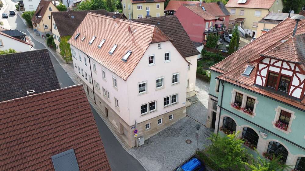 Einfamilienhaus Wilhelmsdorf - 14 Zimmer, 481 m&sup2;, 890.000&euro; | Angebot:21726633