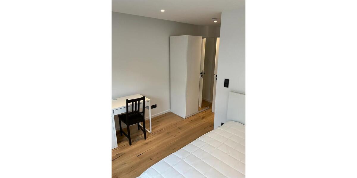 Etagenwohnung Nürnberg Langwasser - 1 Zimmer, 12 m&sup2;, 390&euro; | Angebot:26645458