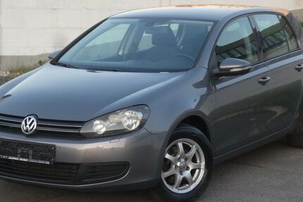 VW Golf 140.418 km 2.699 &euro; Nürnberg 90441