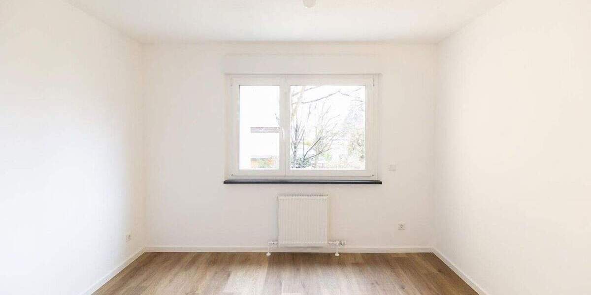 Etagenwohnung Nürnberg Röthenbach b Schweinau - 3 Zimmer, 84 m&sup2;, 330.000&euro; | Angebot:25724159