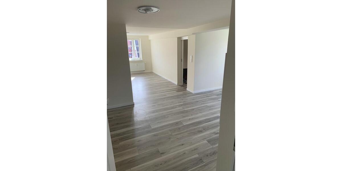 Dachgeschoßwohnung Fürth Altstadt - 2.5 Zimmer, 52 m&sup2;, 220.000&euro; | Angebot:26416036
