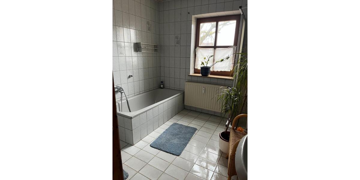 Einfamilienhaus Röttenbach - 8 Zimmer, 200 m&sup2;, 639.000&euro; | Angebot:25829906