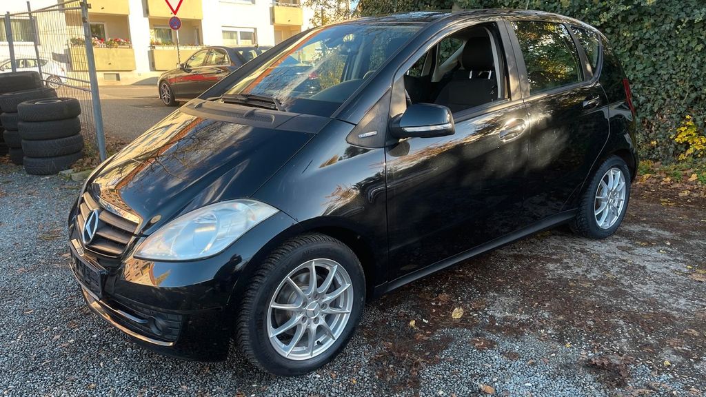 Mercedes-Benz A 160 82.000 km 4.590 &euro; Fürth 90763