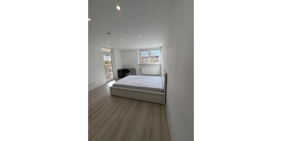 Etagenwohnung Nürnberg Gaismannshof - 3 Zimmer, 82 m&sup2;, 1.650&euro; | Angebot:25965303