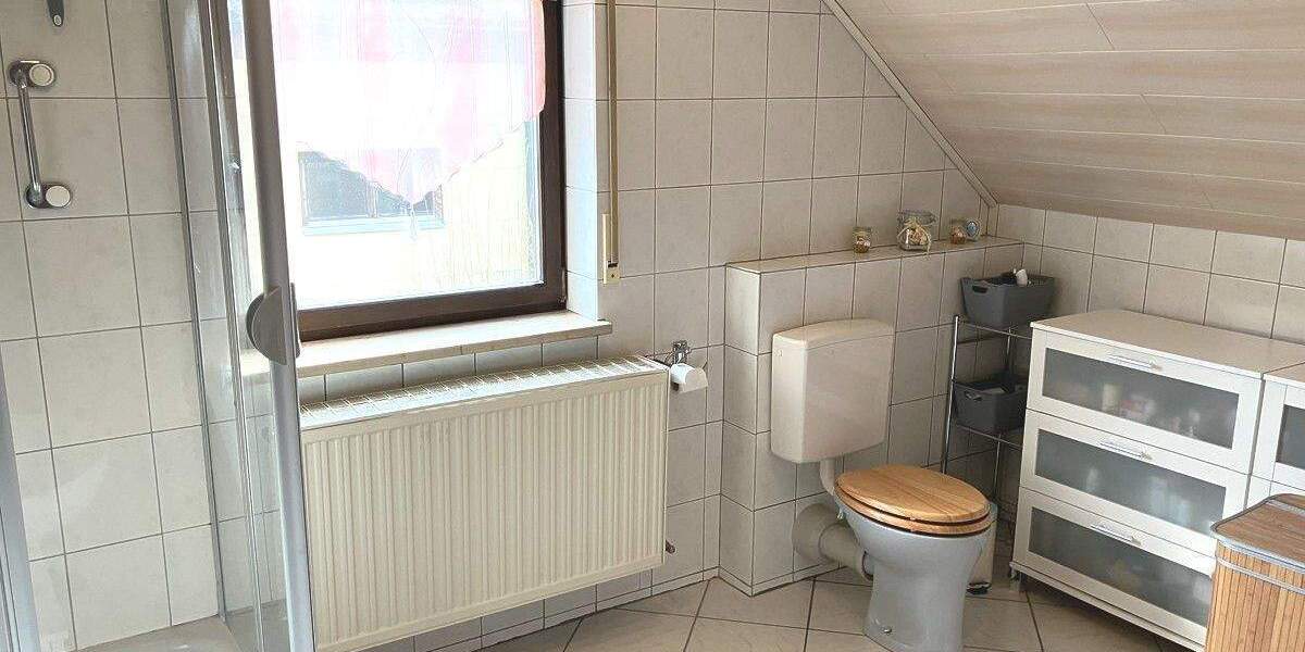 Mehrfamilienhaus, Wohnhaus Büchenbach - 670.000&euro; | Angebot:25674298