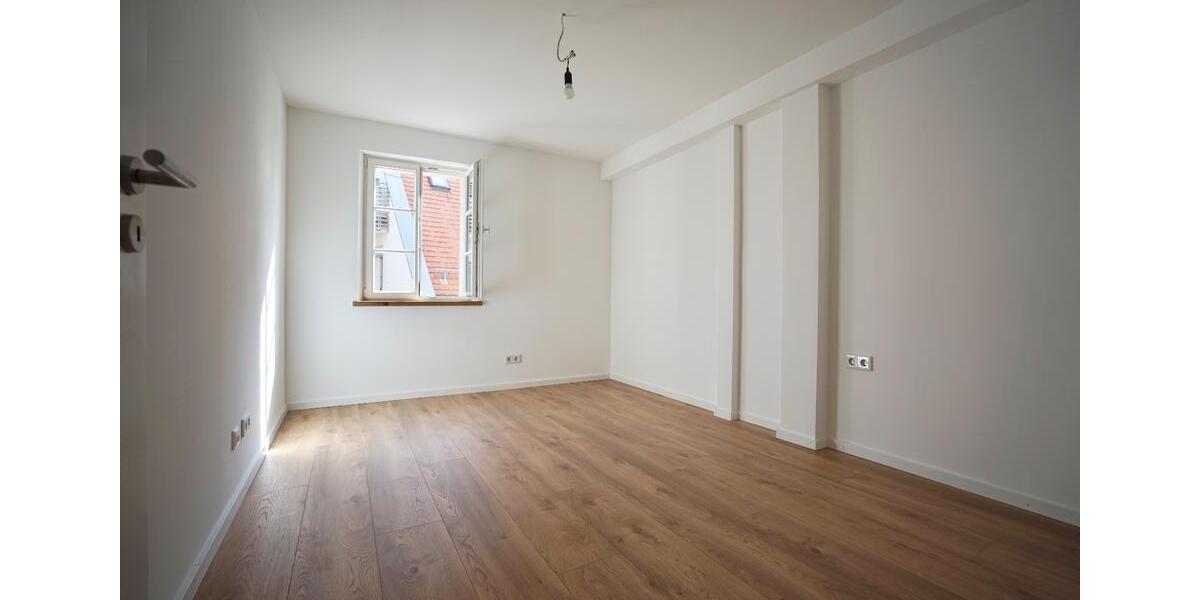 Etagenwohnung Nürnberg Katzwang - 5 Zimmer, 126 m&sup2;, 1.950&euro; | Angebot:25516869