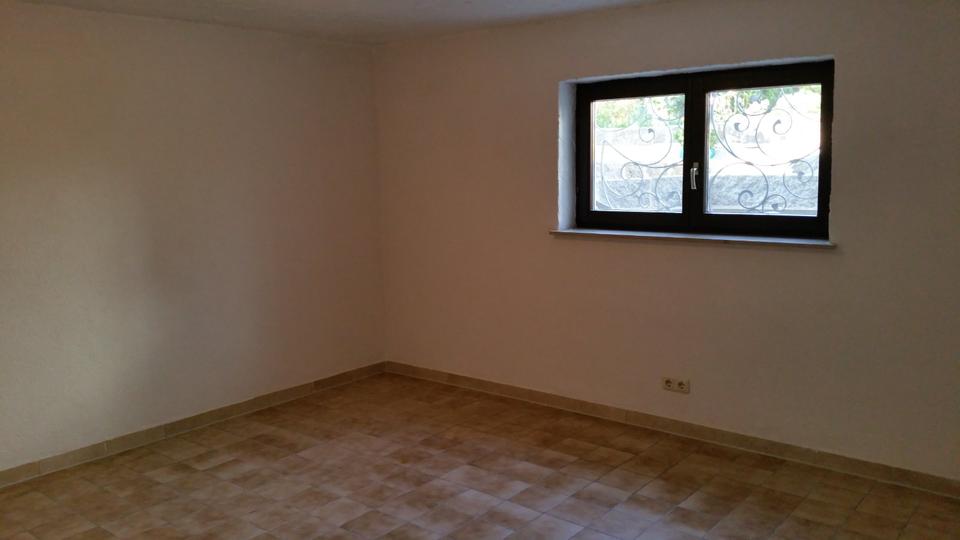 Etagenwohnung Poxdorf - 2 Zimmer, 85 m&sup2;, 680&euro; | Angebot:25158126