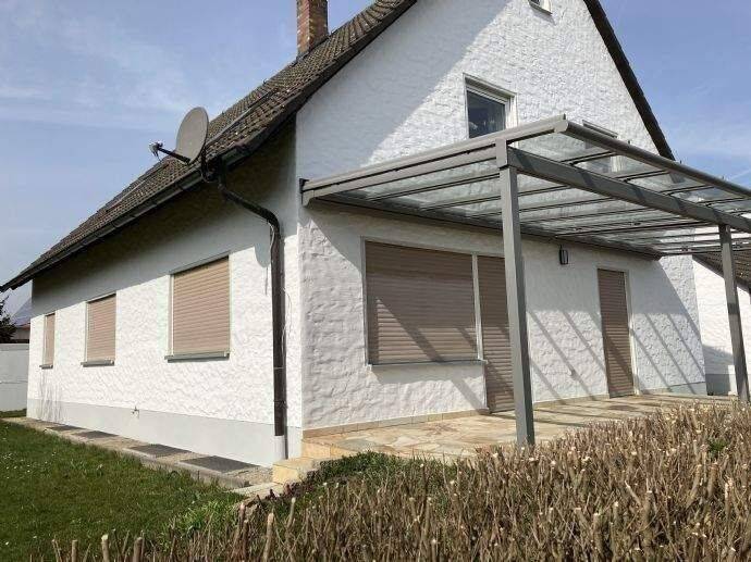 Etagenwohnung Erlangen Hüttendorf - 3 Zimmer, 100 m&sup2;, 950&euro; | Angebot:26841804