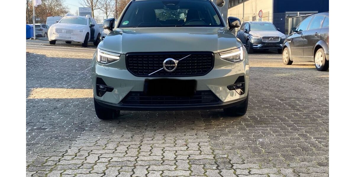 Volvo XC40 26.000 km 39.900 &euro; Fürth 90765