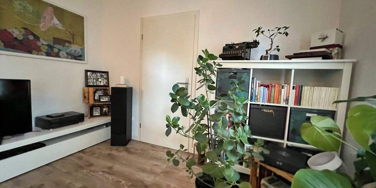 Etagenwohnung Nürnberg Schniegling - 3 Zimmer, 81 m&sup2;, 399.000&euro; | Angebot:25768107