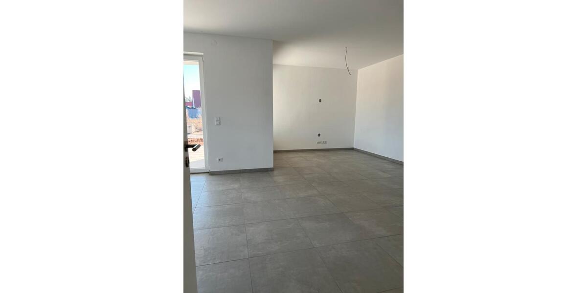 Doppelhaushälfte Windsbach - 6 Zimmer, 160 m&sup2;, 1.950&euro; | Angebot:25513836
