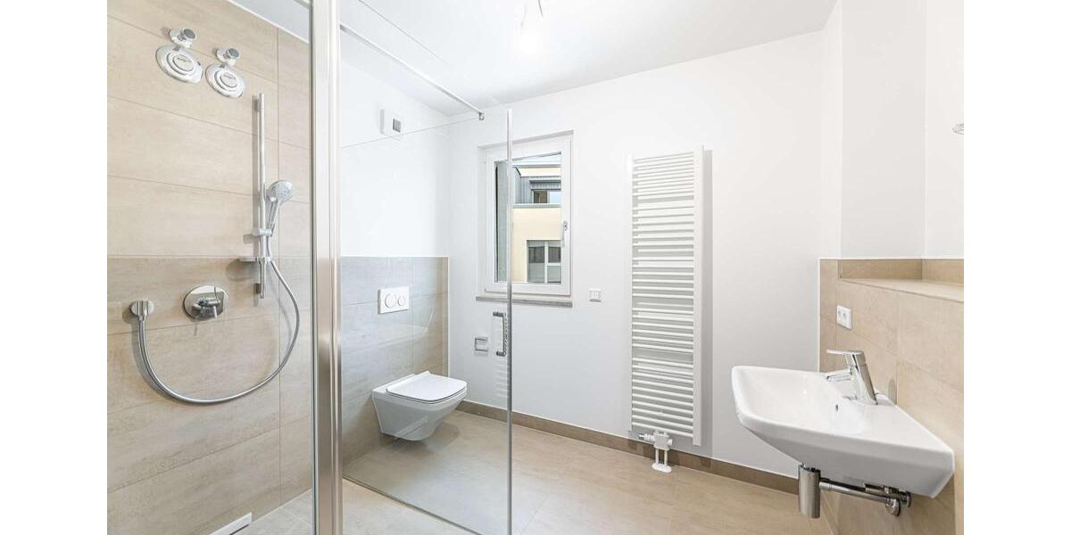 Etagenwohnung Nürnberg Gaismannshof - 3 Zimmer, 91 m&sup2;, 1.516&euro; | Angebot:25839028