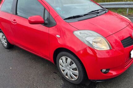 Toyota Yaris 172.000 km 3.333 &euro; Nürnberg 90441