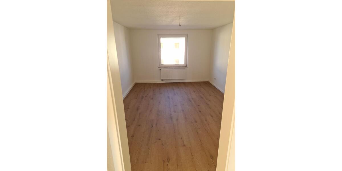 Etagenwohnung Nürnberg Gibitzenhof - 3 Zimmer, 81 m&sup2;, 900&euro; | Angebot:24764476