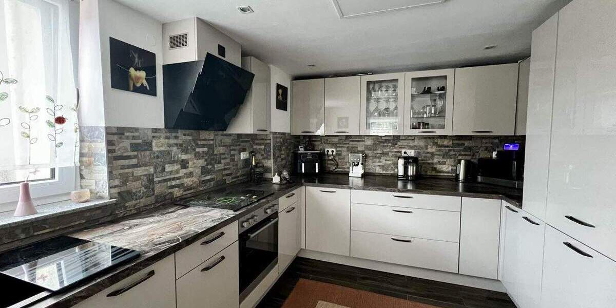 Einfamilienhaus Neustadt/Aisch Umgebung Neustadt - 5 Zimmer, 130 m&sup2;, 226.000&euro; | Angebot:25690500