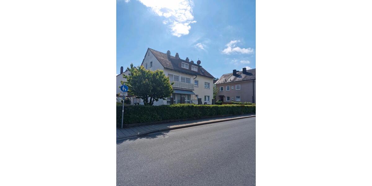 Dachgeschoßwohnung Forchheim - 3 Zimmer, 75 m&sup2;, 800&euro; | Angebot:26598119