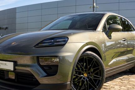 Porsche Macan 2.200 km 96.990 &euro; Nürnberg 90425