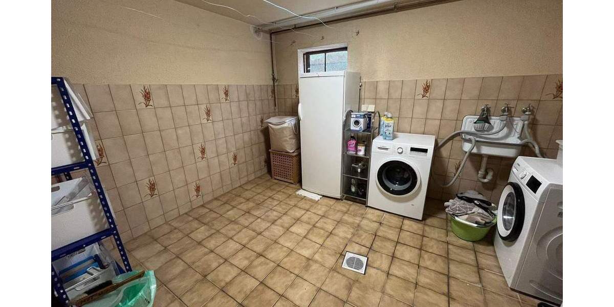 Etagenwohnung Weißenohe - 3 Zimmer, 120 m&sup2;, 395.000&euro; | Angebot:25728440