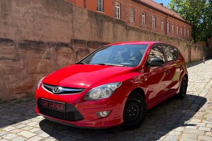 Hyundai i30 125.000 km 4.450 &euro; Haag 91126