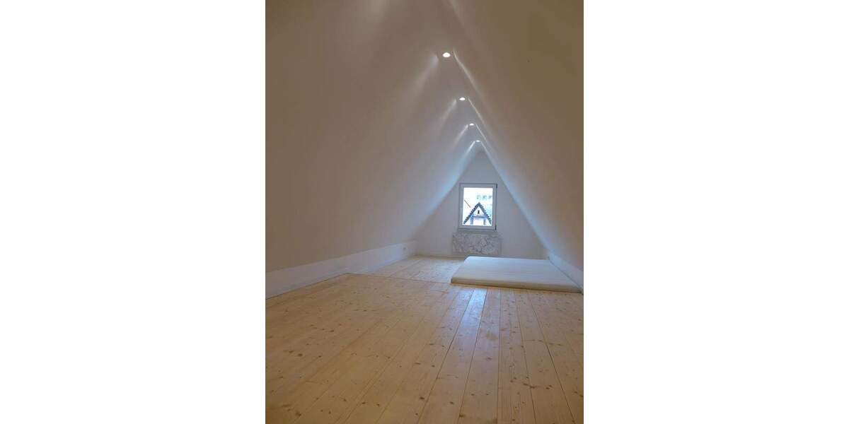 Etagenwohnung Lauf - 2 Zimmer, 90 m&sup2;, 1.320&euro; | Angebot:25699407