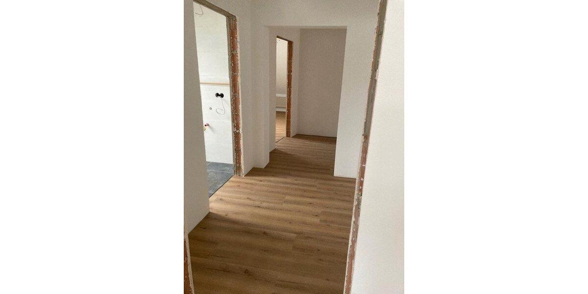 Dachgeschoßwohnung Altdorf bei Nürnberg - 3 Zimmer, 80 m&sup2;, 930&euro; | Angebot:26630189