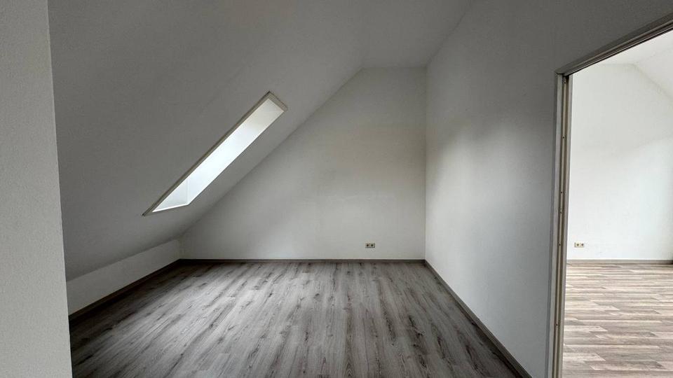 Maisonettenwohnung Nürnberg Gibitzenhof - 2.5 Zimmer, 94 m&sup2;, 1.250&euro; | Angebot:25922008