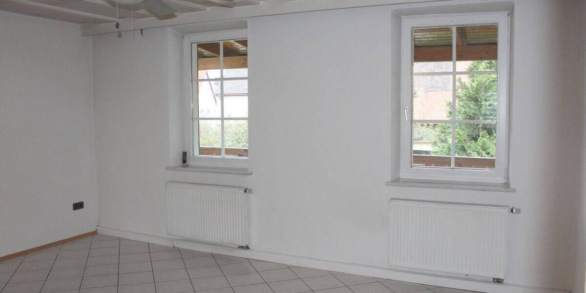 Mehrfamilienhaus, Wohnhaus Erlangen Steudach - 1 Zimmer, 269 m&sup2;, 589.000&euro; | Angebot:25695038